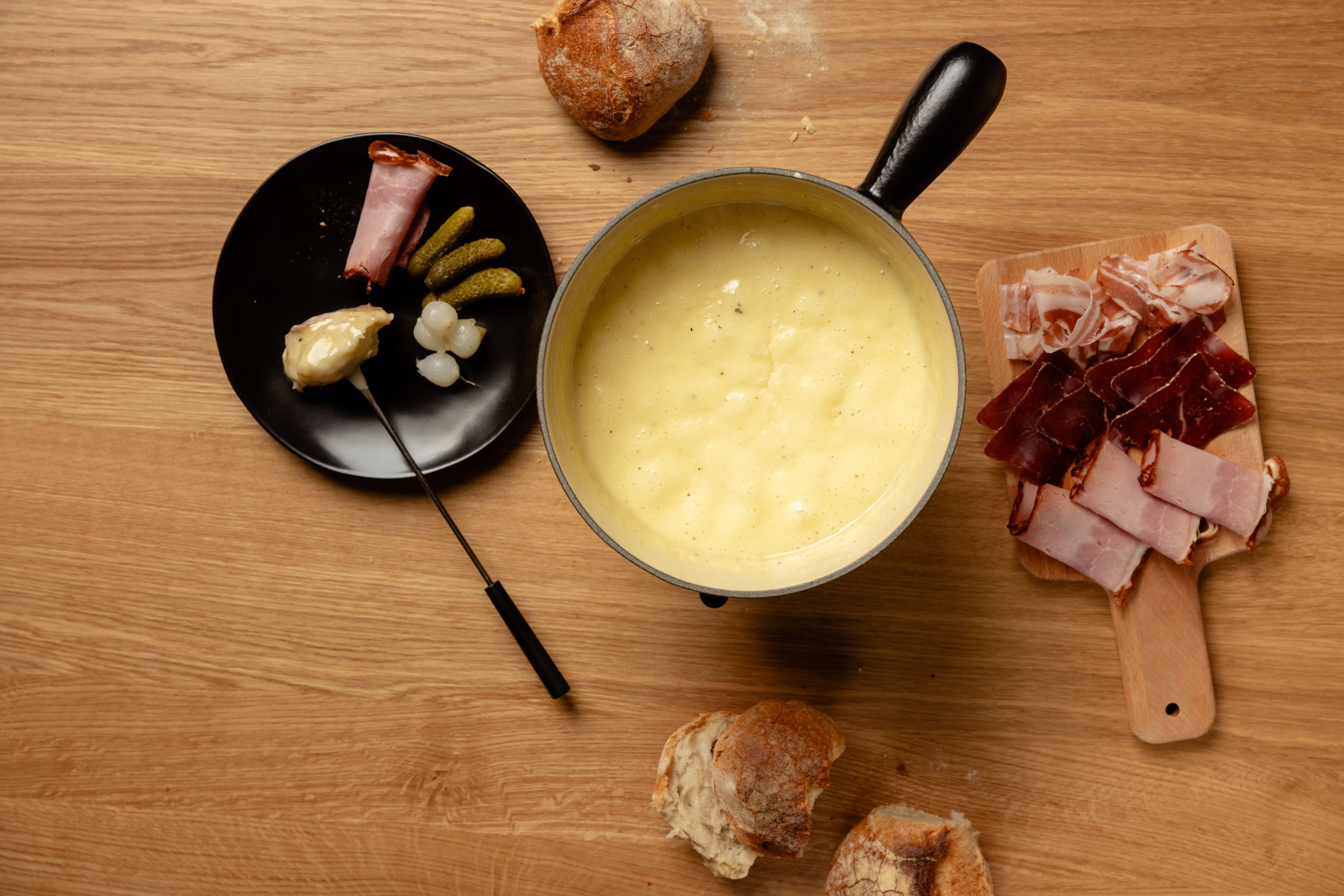 Fondue moitié-moitié con affettato misto