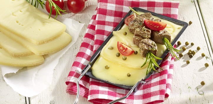 Spiedini di carne alla Raclette DOP