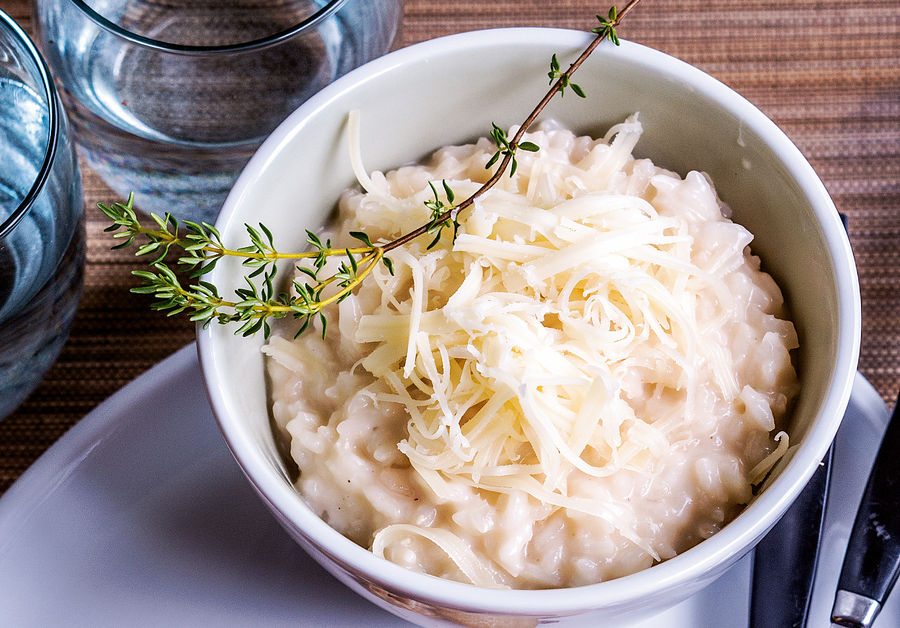 Risotto al Tilsiter con frutta e verdura