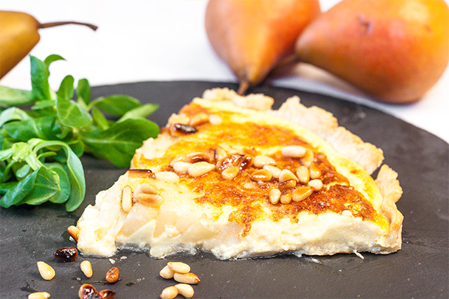 Torta Gruyère AOP, pere e pinoli